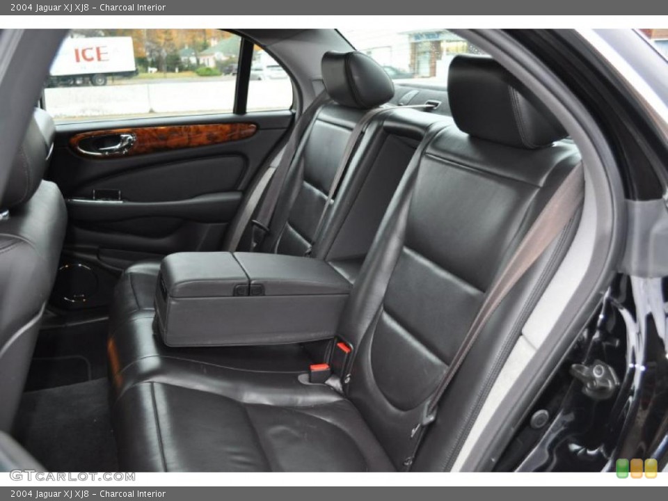 Charcoal Interior Photo for the 2004 Jaguar XJ XJ8 #40254054