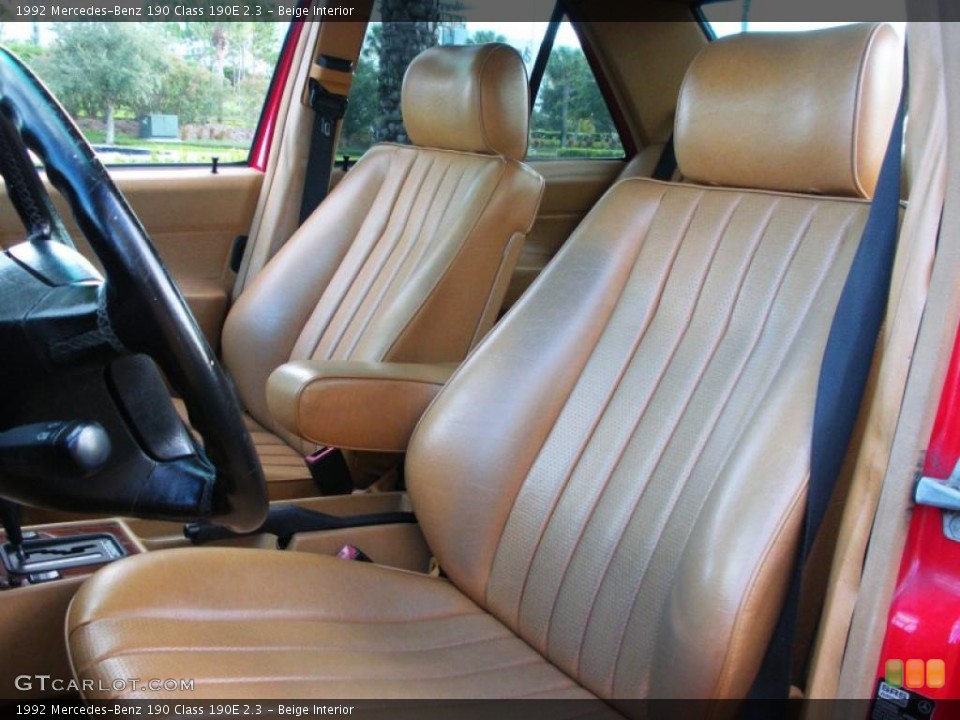 Beige Interior Photo for the 1992 Mercedes-Benz 190 Class 190E 2.3 #40267022