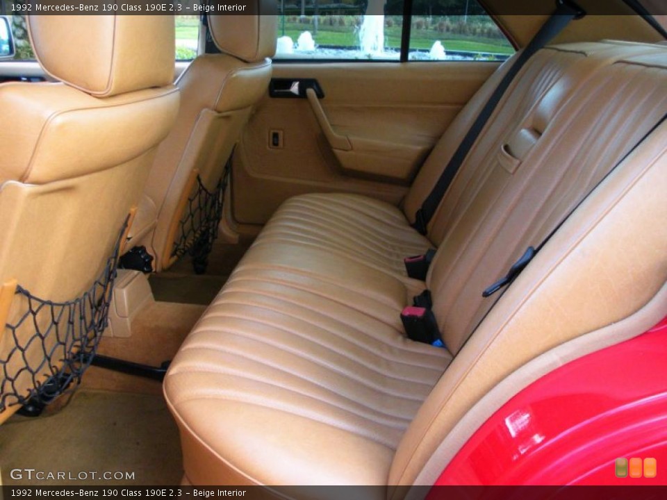 Beige Interior Photo for the 1992 Mercedes-Benz 190 Class 190E 2.3 #40267042