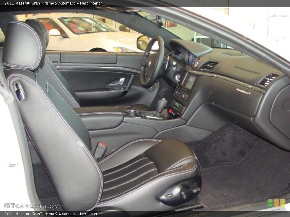 Nero Interior Photo for the 2011 Maserati GranTurismo S Automatic #40272214