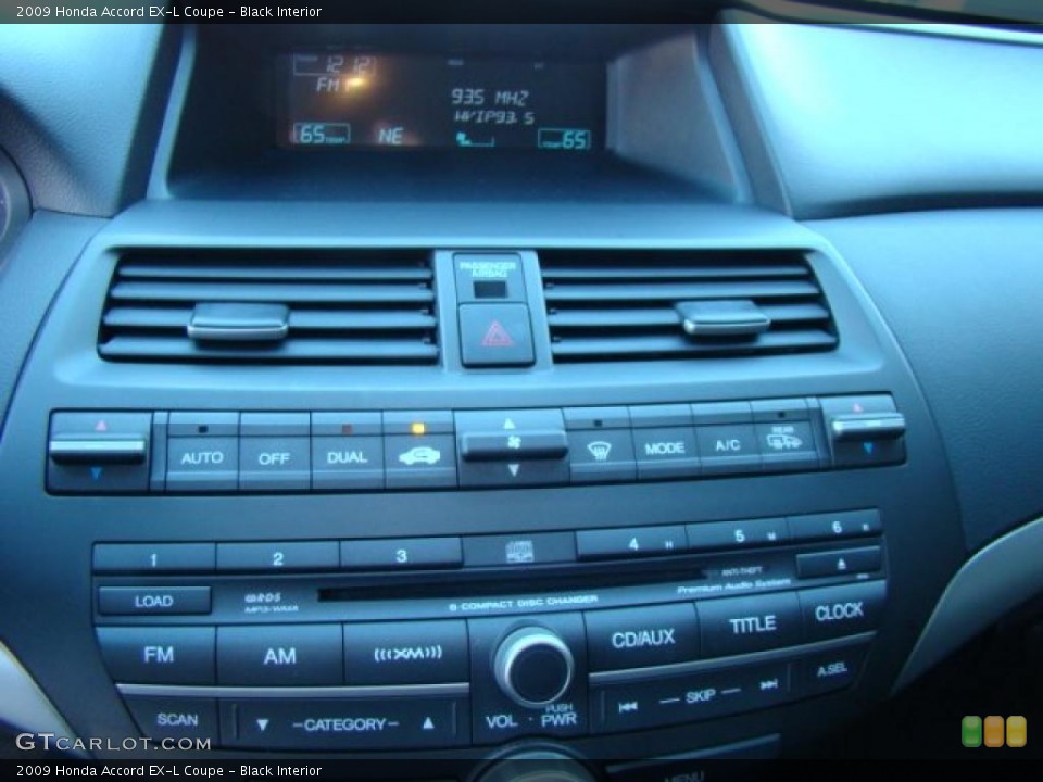 Black Interior Controls for the 2009 Honda Accord EX-L Coupe #40273686