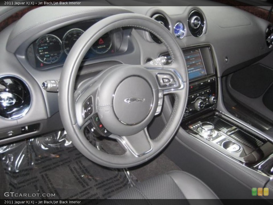 Jet Black/Jet Black Interior Photo for the 2011 Jaguar XJ XJ #40280338