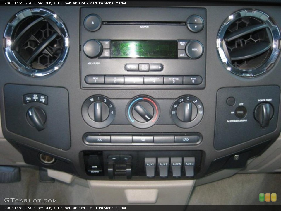 Medium Stone Interior Controls for the 2008 Ford F250 Super Duty XLT SuperCab 4x4 #40282770