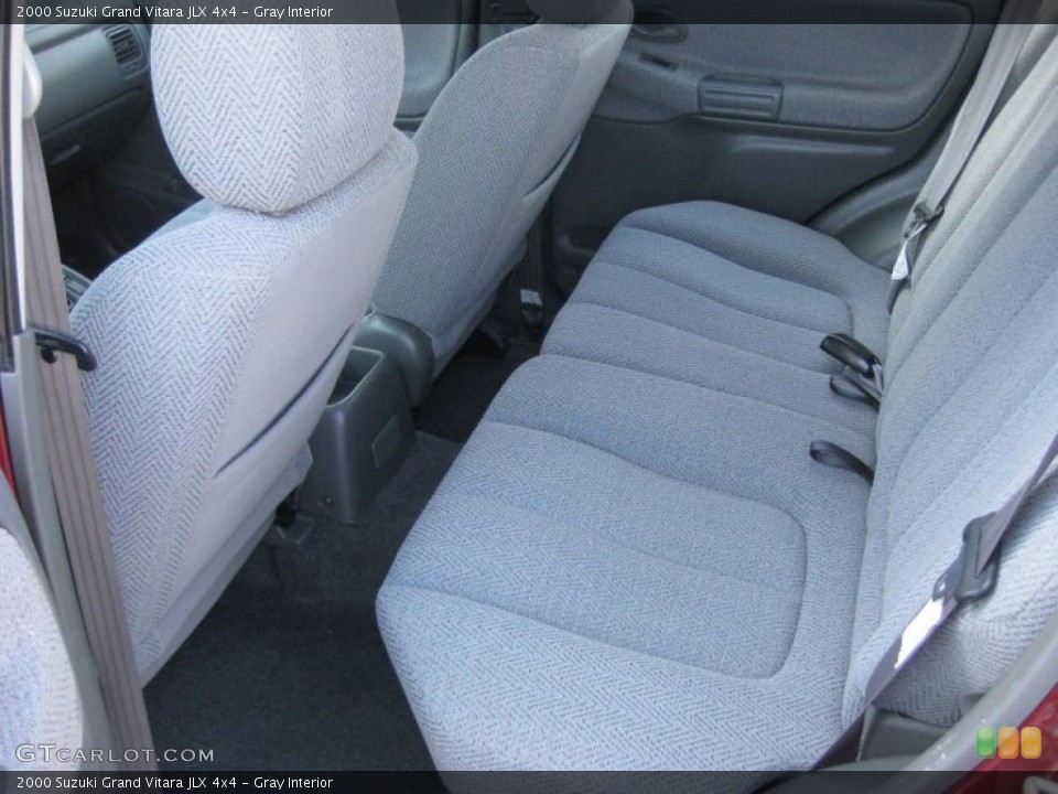 Gray Interior Photo for the 2000 Suzuki Grand Vitara JLX 4x4 #40284906