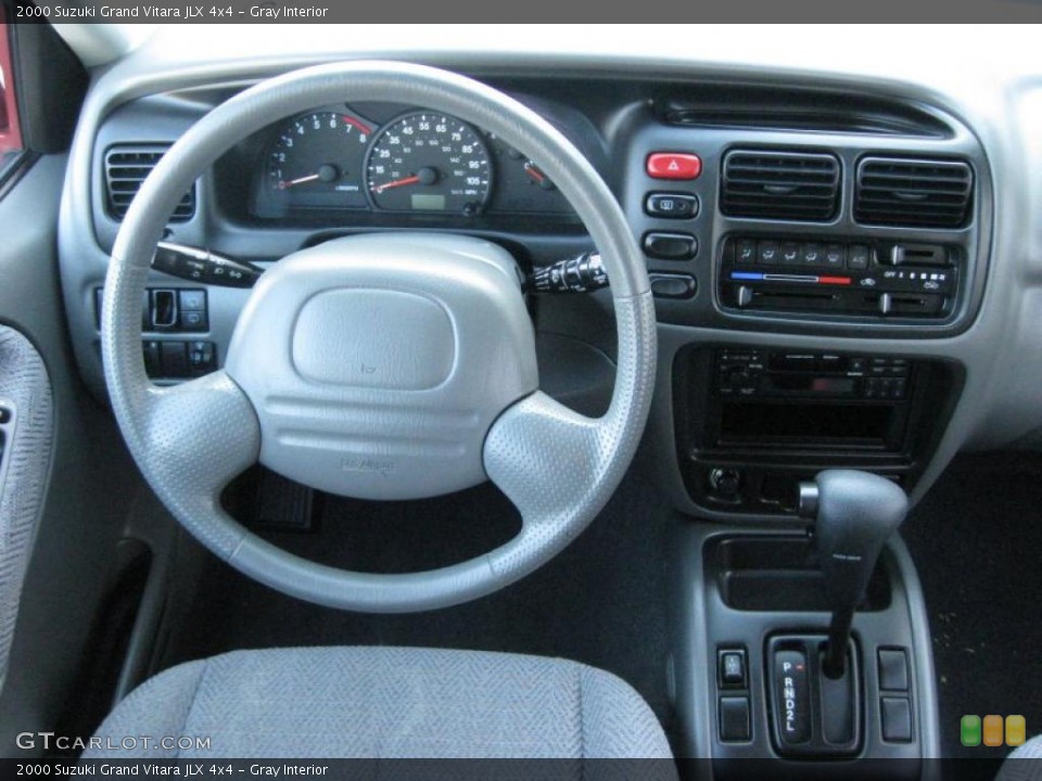 Gray Interior Dashboard for the 2000 Suzuki Grand Vitara JLX 4x4 #40285050