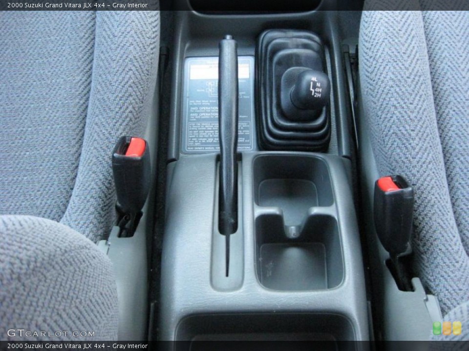 Gray Interior Controls for the 2000 Suzuki Grand Vitara JLX 4x4 #40285101