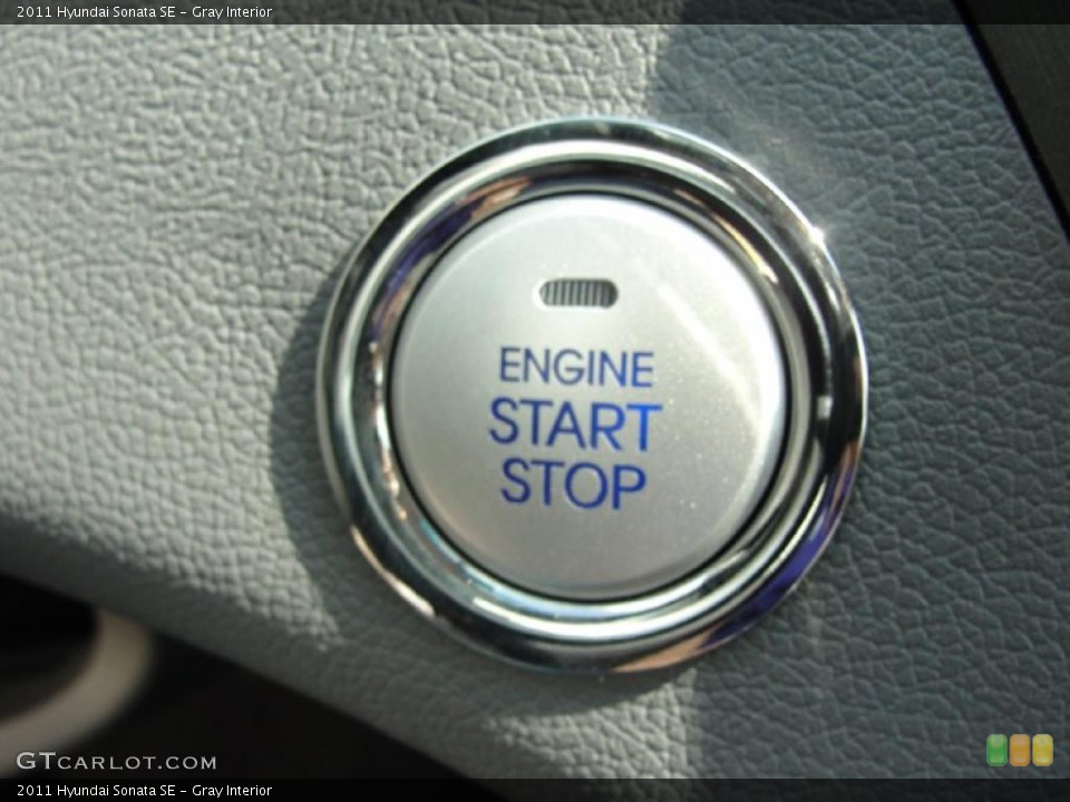 Gray Interior Controls for the 2011 Hyundai Sonata SE #40288678
