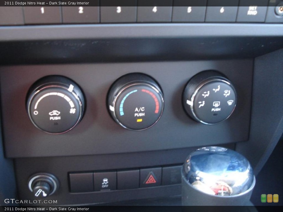 Dark Slate Gray Interior Controls for the 2011 Dodge Nitro Heat #40290535
