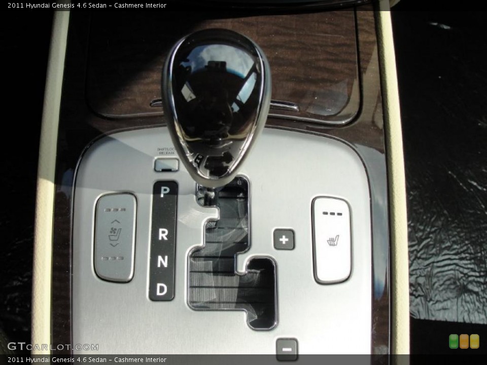Cashmere Interior Transmission for the 2011 Hyundai Genesis 4.6 Sedan #40291559