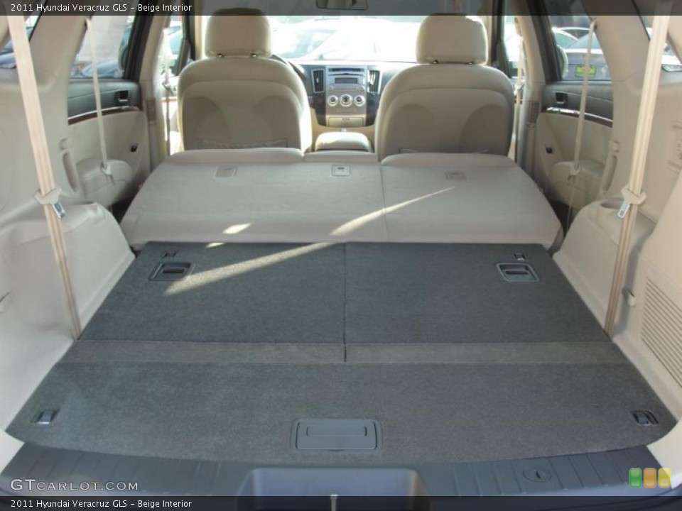 Beige Interior Trunk for the 2011 Hyundai Veracruz GLS #40292595