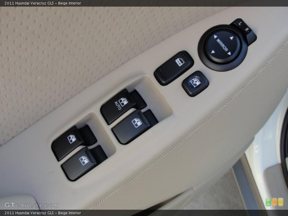 Beige Interior Controls for the 2011 Hyundai Veracruz GLS #40292647