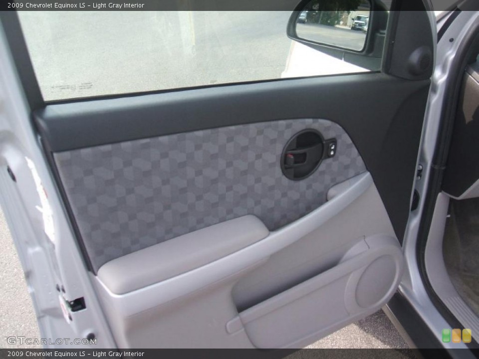 Light Gray Interior Door Panel for the 2009 Chevrolet Equinox LS #40293675