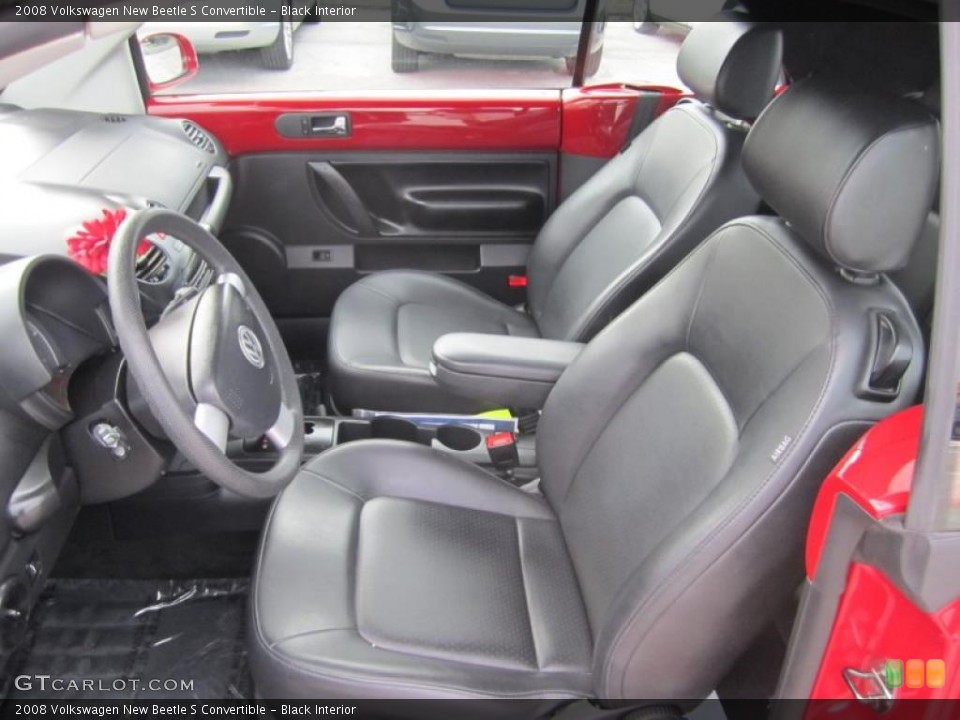 Black Interior Photo for the 2008 Volkswagen New Beetle S Convertible #40312828