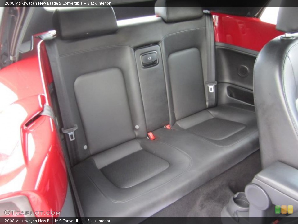 Black Interior Photo for the 2008 Volkswagen New Beetle S Convertible #40312860