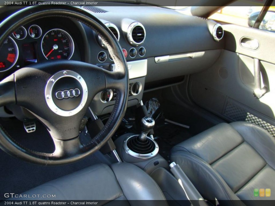 Charcoal Interior Photo for the 2004 Audi TT 1.8T quattro Roadster #40314956