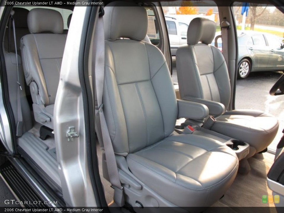 Medium Gray Interior Photo for the 2006 Chevrolet Uplander LT AWD #40315104
