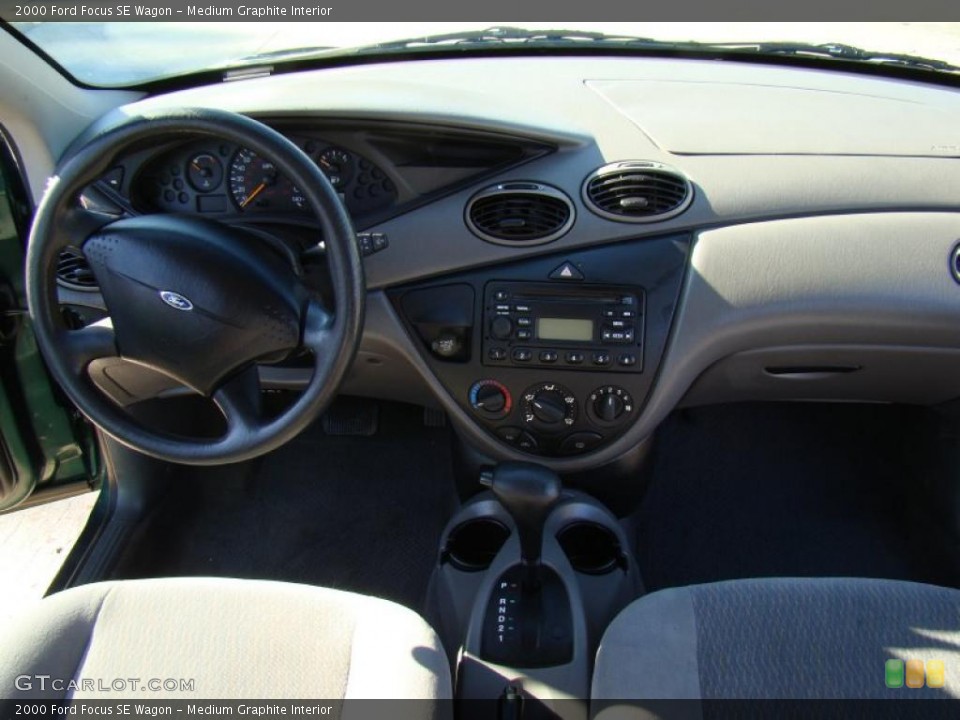 Medium Graphite Interior Dashboard for the 2000 Ford Focus SE Wagon #40315500
