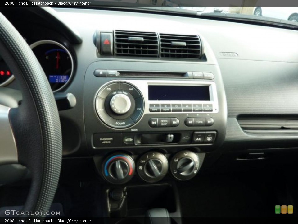 Black/Grey Interior Controls for the 2008 Honda Fit Hatchback #40319964