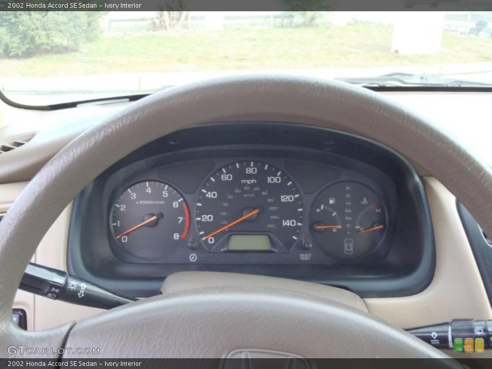 Ivory Interior Gauges for the 2002 Honda Accord SE Sedan #40329121