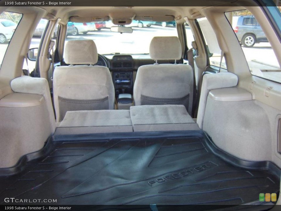 Beige Interior Trunk for the 1998 Subaru Forester S #40331749