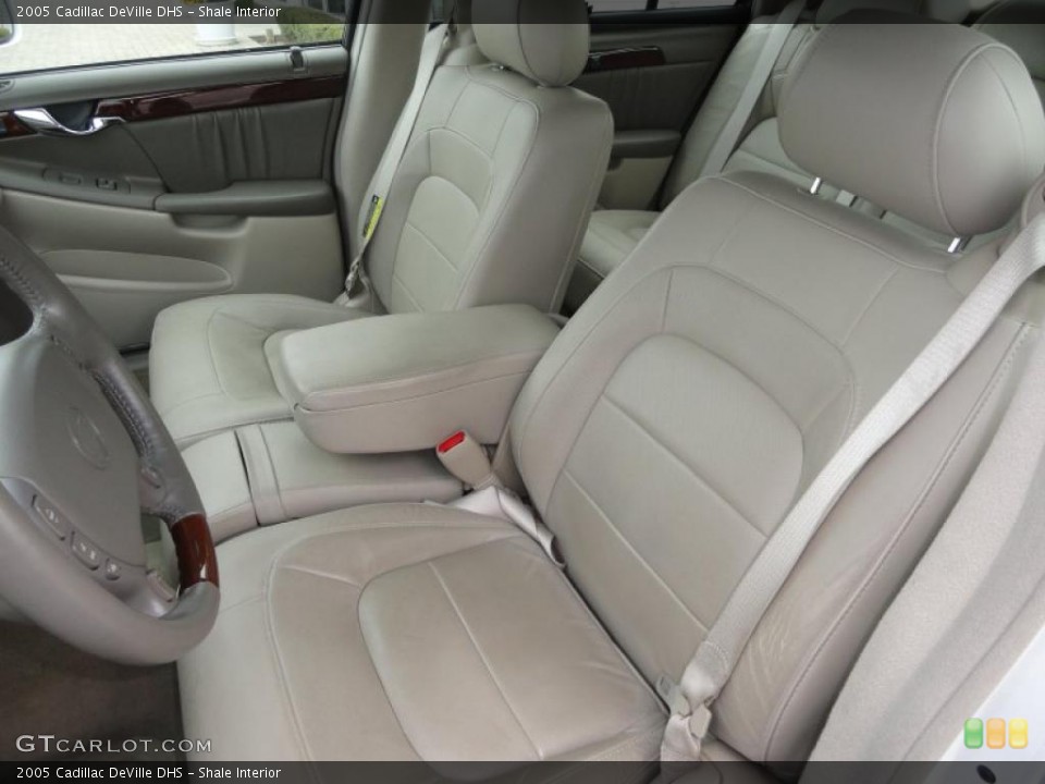 Shale Interior Photo for the 2005 Cadillac DeVille DHS #40339579