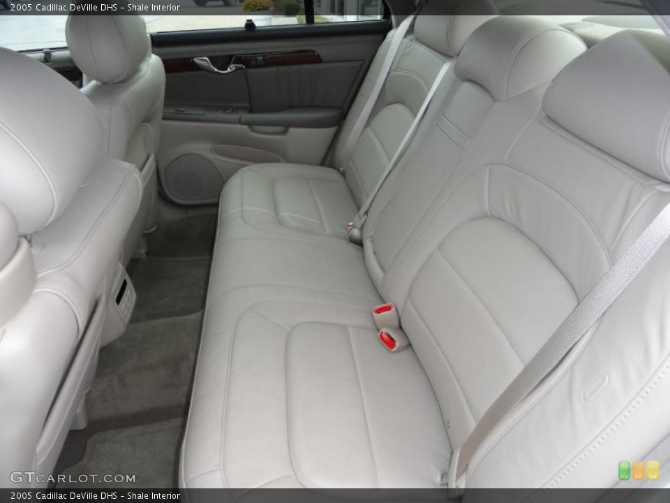 Shale Interior Photo for the 2005 Cadillac DeVille DHS #40339611