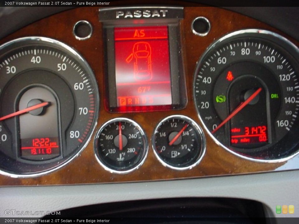 Pure Beige Interior Gauges for the 2007 Volkswagen Passat 2.0T Sedan #40340711
