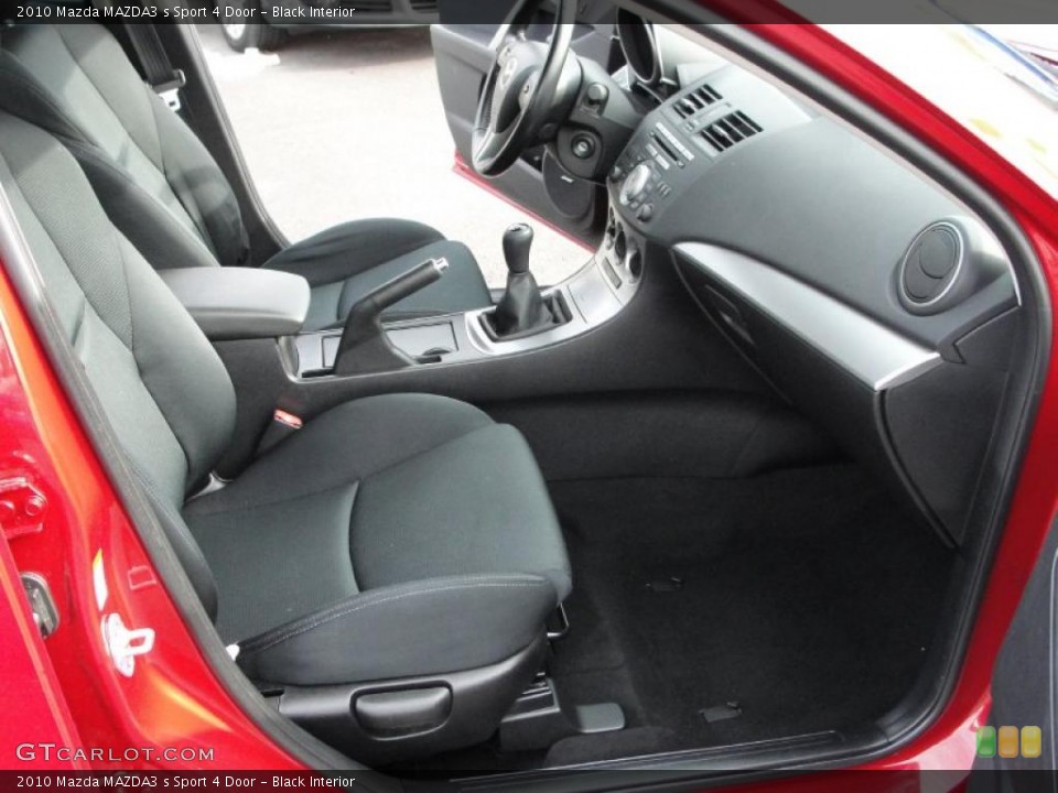 Black Interior Photo for the 2010 Mazda MAZDA3 s Sport 4 Door #40342552