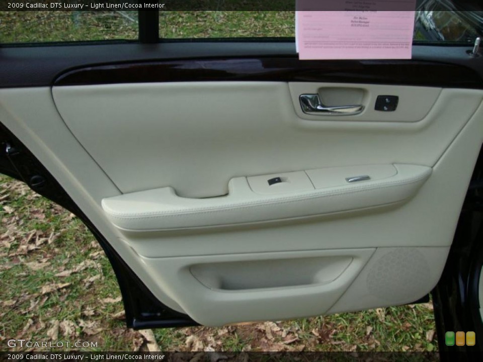 Light Linen/Cocoa Interior Door Panel for the 2009 Cadillac DTS Luxury #40346898