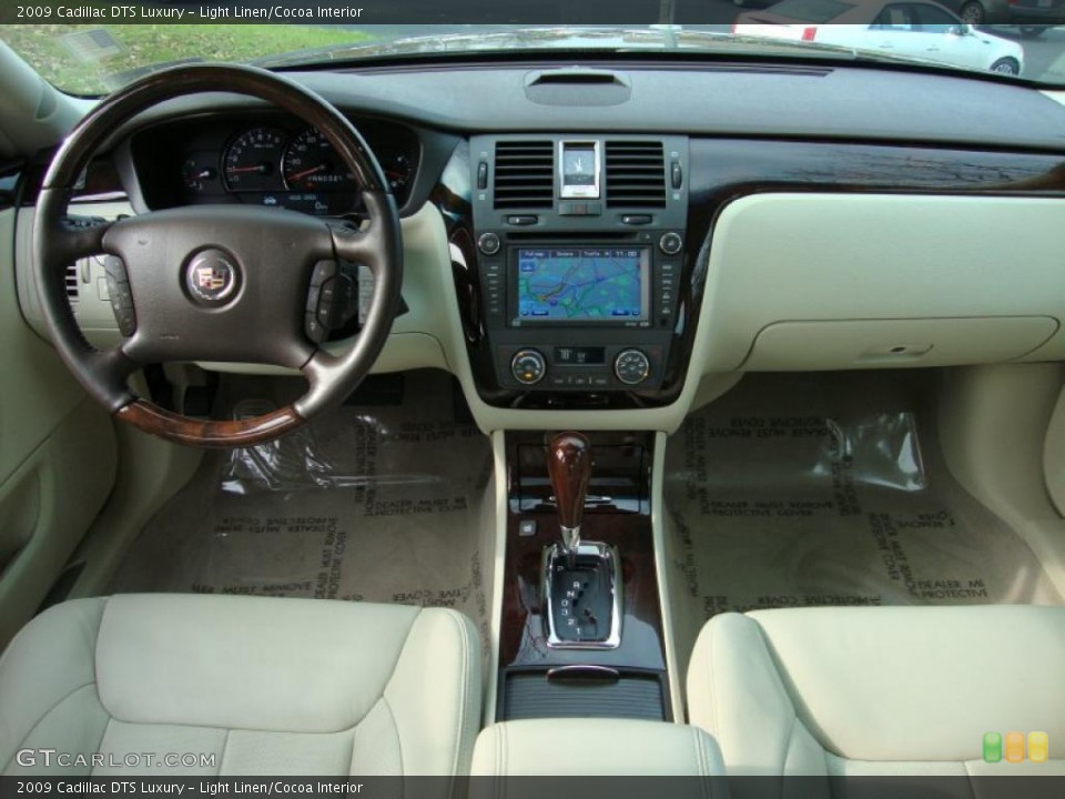 Light Linen/Cocoa Interior Dashboard for the 2009 Cadillac DTS Luxury #40346930