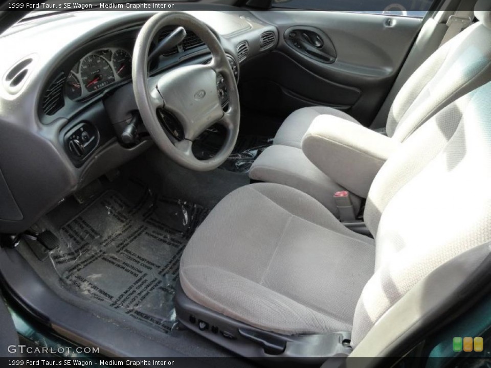 Medium Graphite Interior Photo for the 1999 Ford Taurus SE Wagon #40348062
