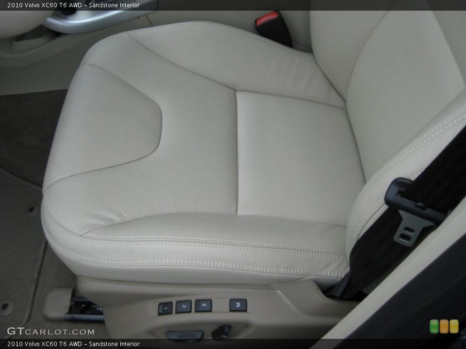 Sandstone Interior Photo for the 2010 Volvo XC60 T6 AWD #40352106