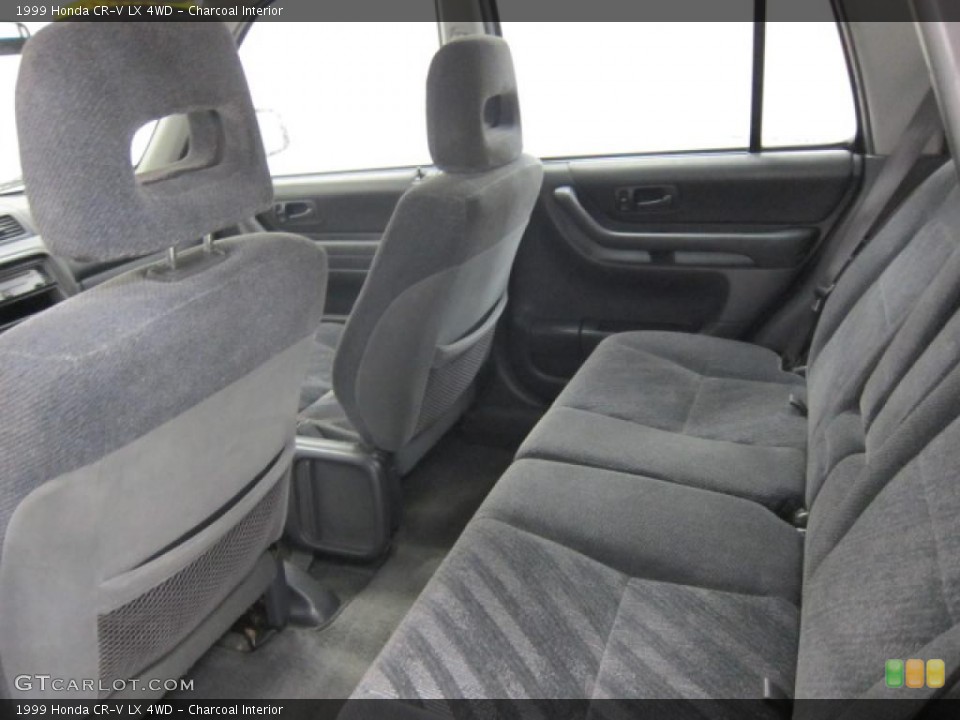 Charcoal Interior Photo for the 1999 Honda CR-V LX 4WD #40357805