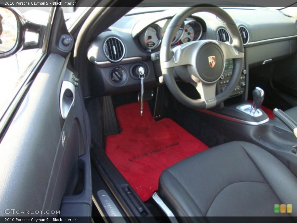 Black Interior Photo for the 2010 Porsche Cayman S #40362969