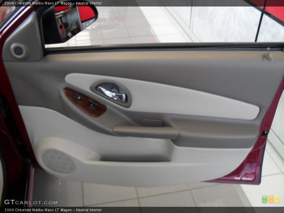 Neutral Interior Door Panel for the 2004 Chevrolet Malibu Maxx LT Wagon #40367469