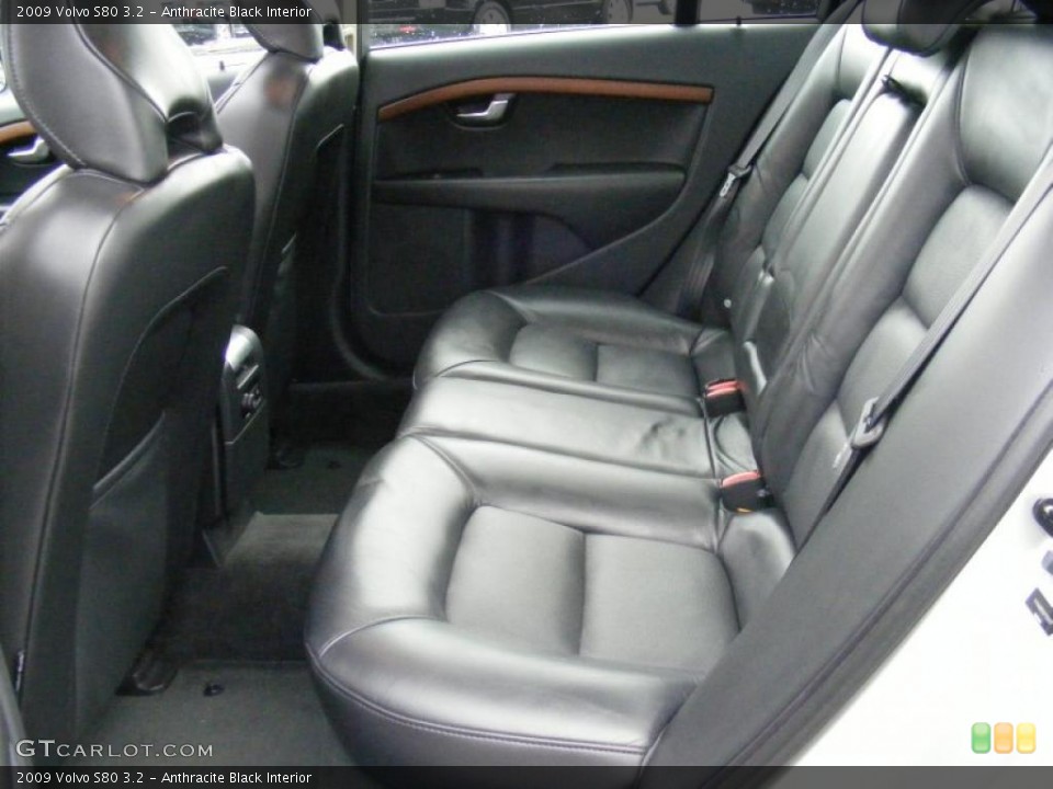 Anthracite Black Interior Photo for the 2009 Volvo S80 3.2 #40367761