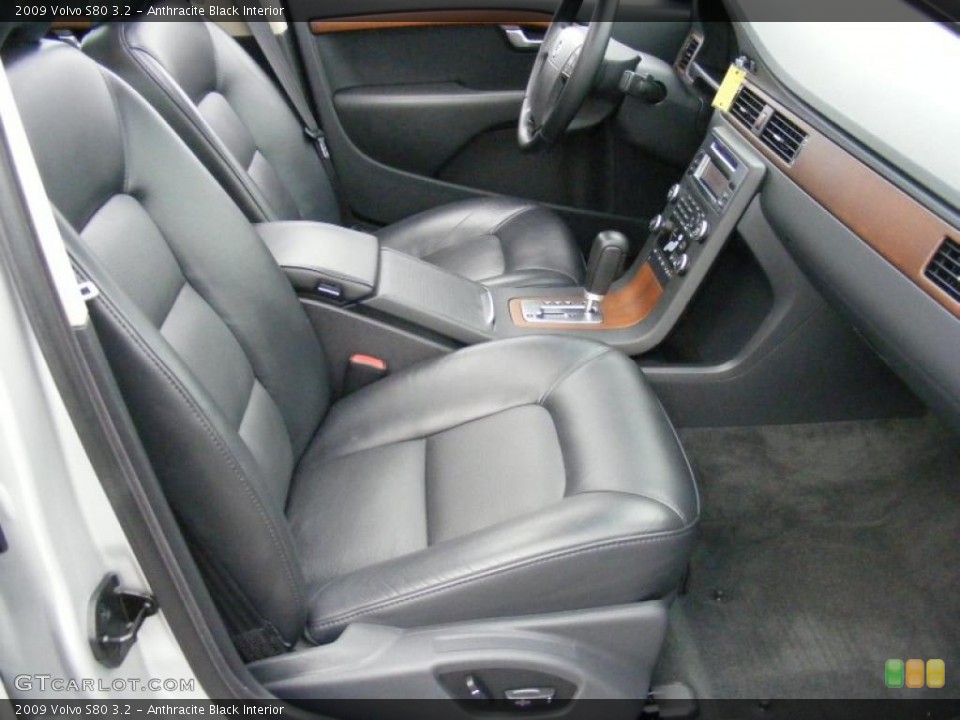 Anthracite Black Interior Photo for the 2009 Volvo S80 3.2 #40367789