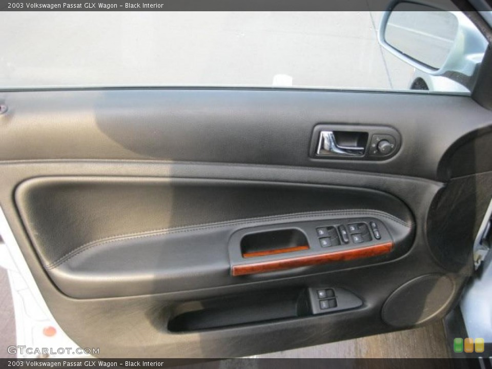 Black Interior Door Panel for the 2003 Volkswagen Passat GLX Wagon #40371021