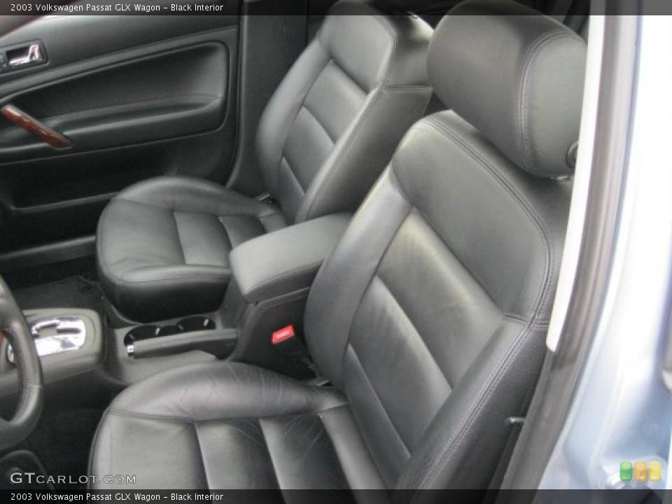 Black Interior Photo for the 2003 Volkswagen Passat GLX Wagon #40371037