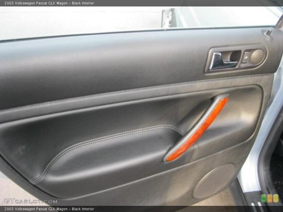 Black Interior Door Panel for the 2003 Volkswagen Passat GLX Wagon #40371121