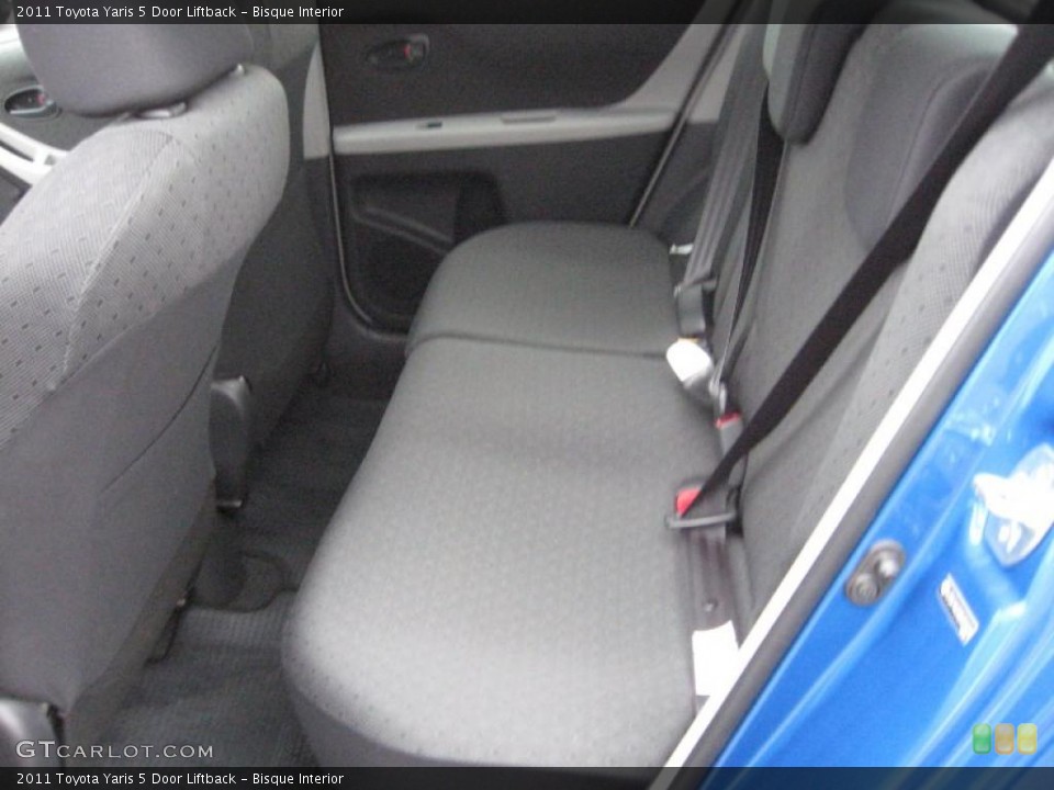 Bisque Interior Photo for the 2011 Toyota Yaris 5 Door Liftback #40376741