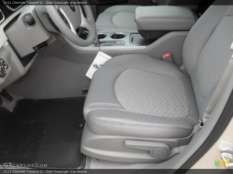 Dark Gray/Light Gray Interior Photo for the 2011 Chevrolet Traverse LS #40379893