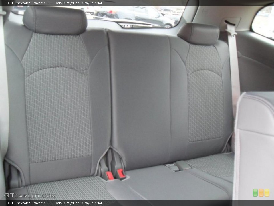 Dark Gray/Light Gray Interior Photo for the 2011 Chevrolet Traverse LS #40380073