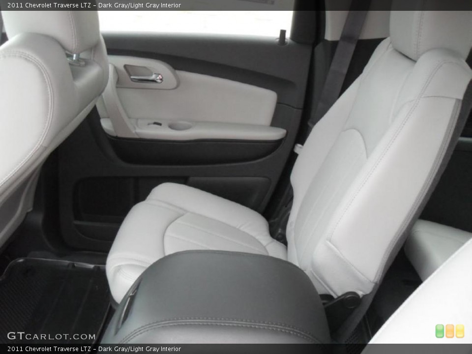 Dark Gray/Light Gray Interior Photo for the 2011 Chevrolet Traverse LTZ #40381261