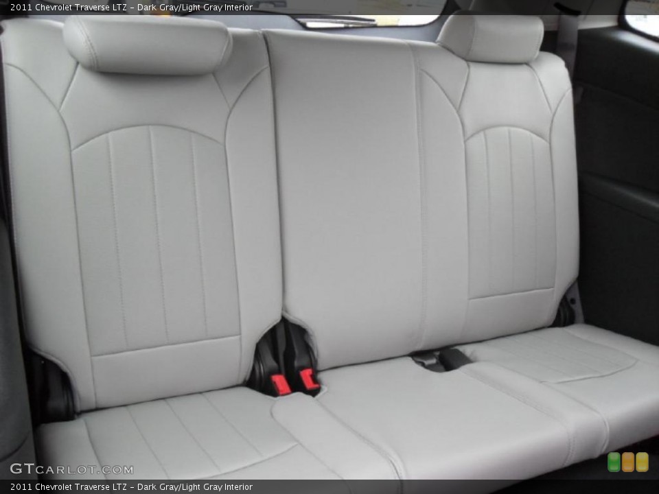 Dark Gray/Light Gray Interior Photo for the 2011 Chevrolet Traverse LTZ #40381377
