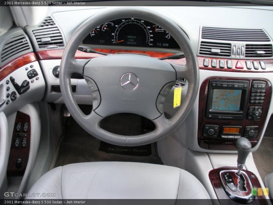 Ash Interior Controls for the 2001 Mercedes-Benz S 500 Sedan #40383793