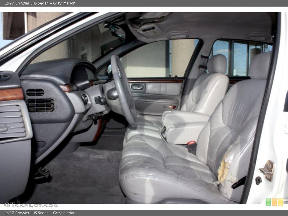 Gray Interior Photo for the 1997 Chrysler LHS Sedan #40391965
