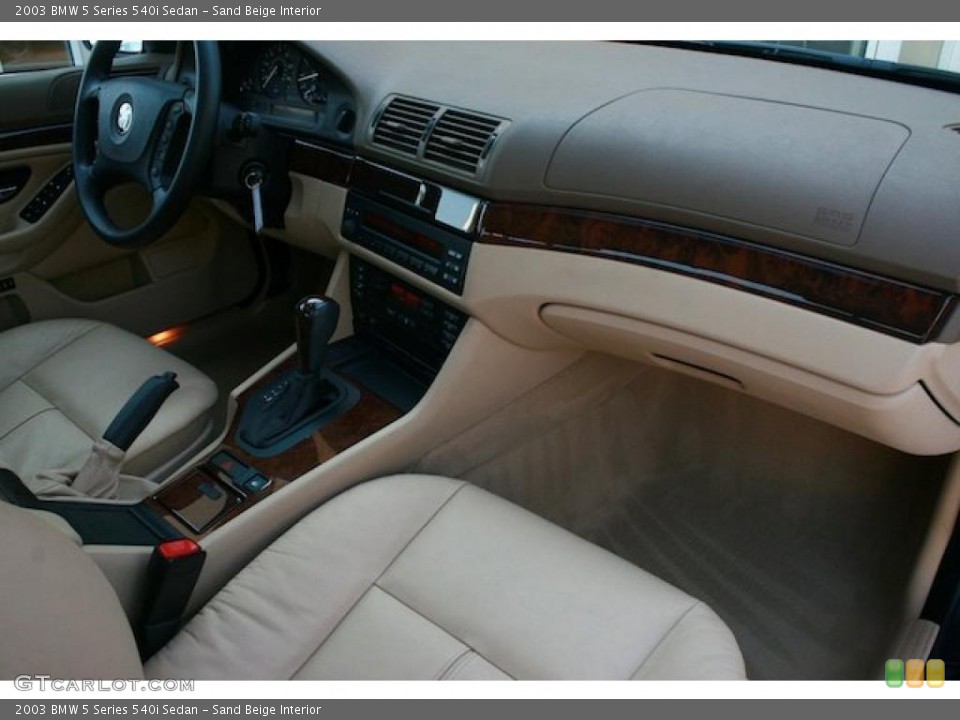 Sand Beige Interior Photo for the 2003 BMW 5 Series 540i Sedan #40392153