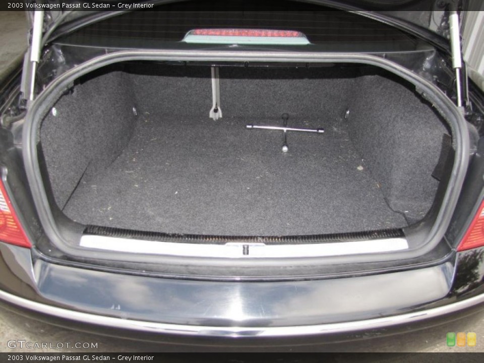 Grey Interior Trunk for the 2003 Volkswagen Passat GL Sedan #40397877