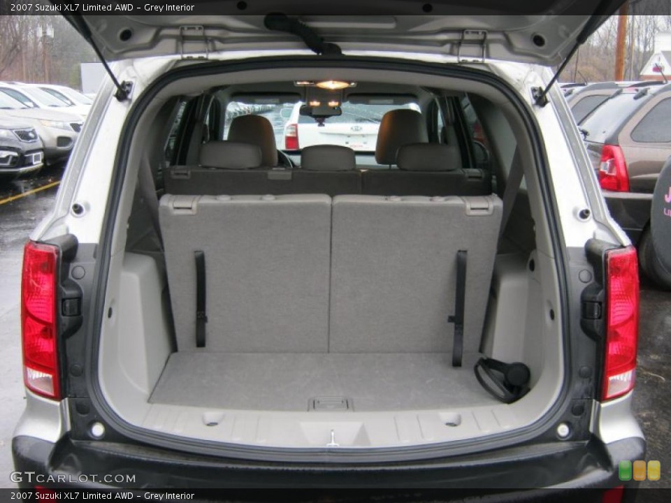 Grey Interior Trunk for the 2007 Suzuki XL7 Limited AWD #40399977